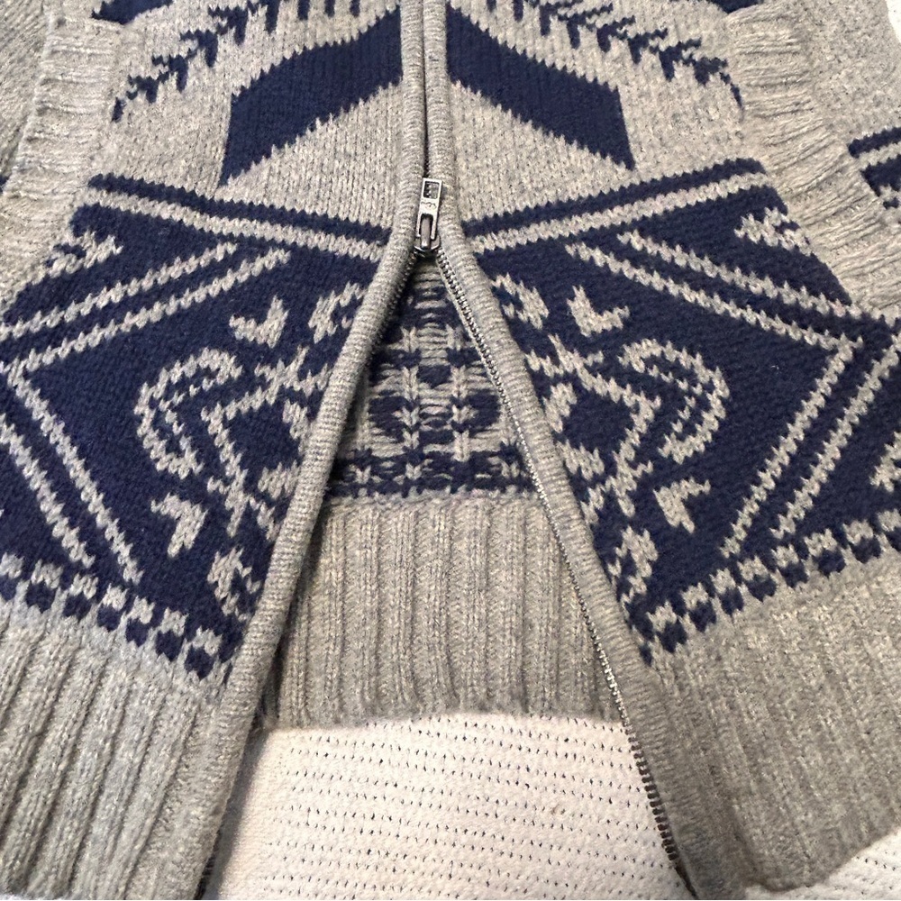 Roots Women’s XS Wool Blend Zip Cardigan Grey and Blue Fair Iles pattern Warm - Picture 9 of 12